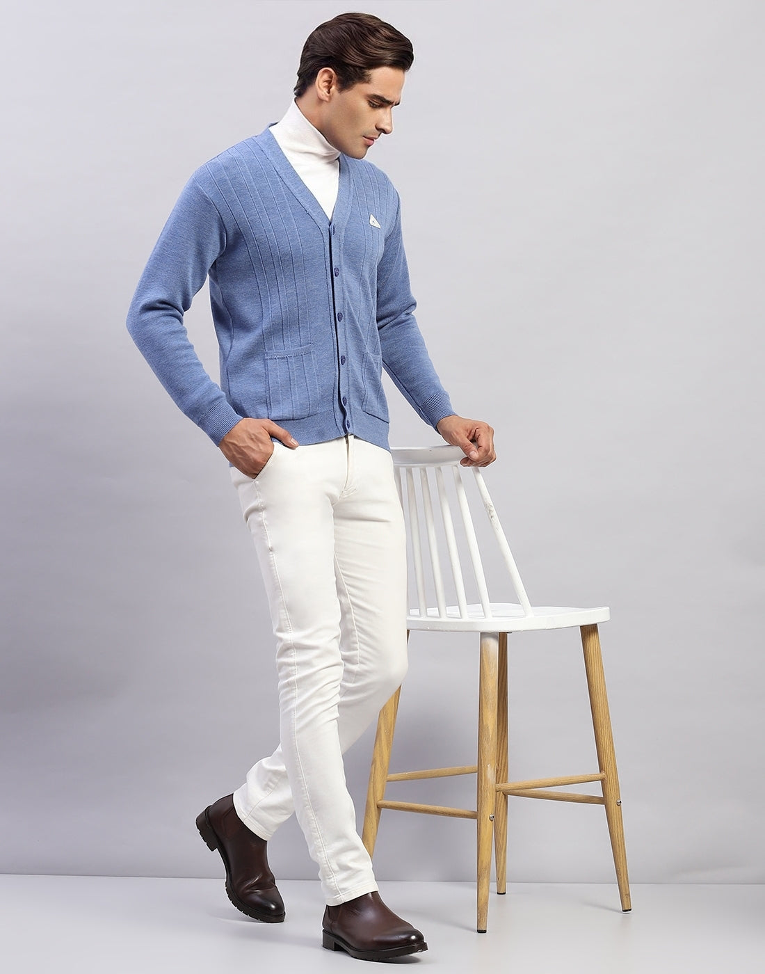 Men Blue Solid V Neck Full Sleeve Cardigan1