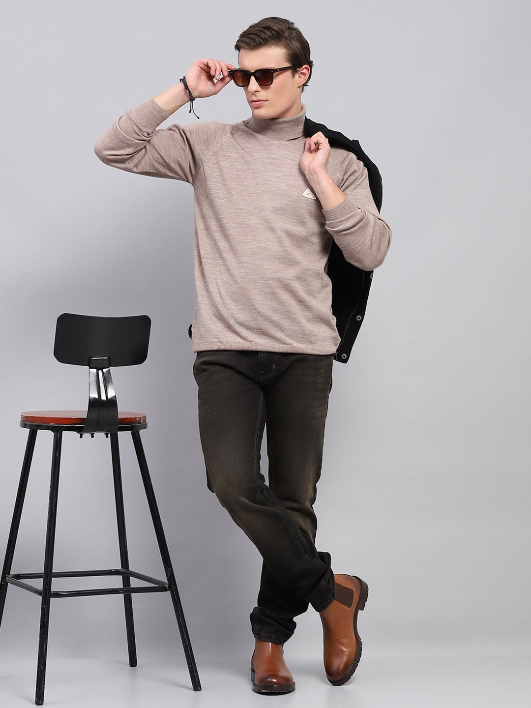 Men Beige Solid Turtle Neck Full Sleeve Pullover