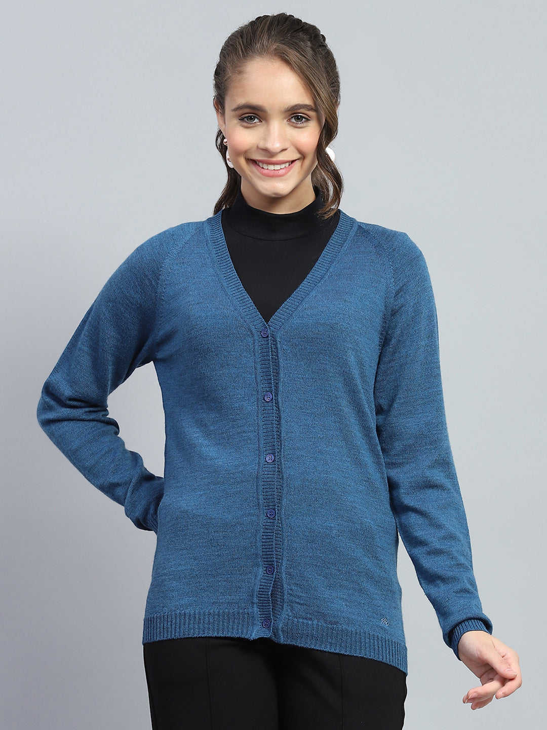 Women Blue Solid V Neck Full Sleeve Cardigan
