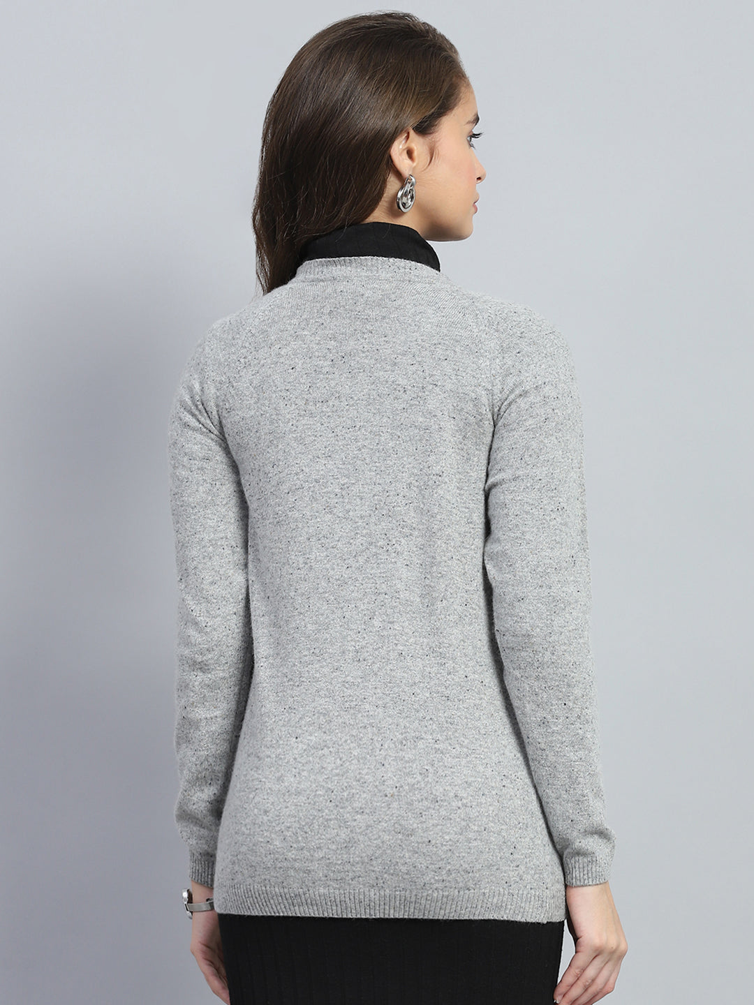 Women Grey Solid V Neck Full Sleeve Cardigan