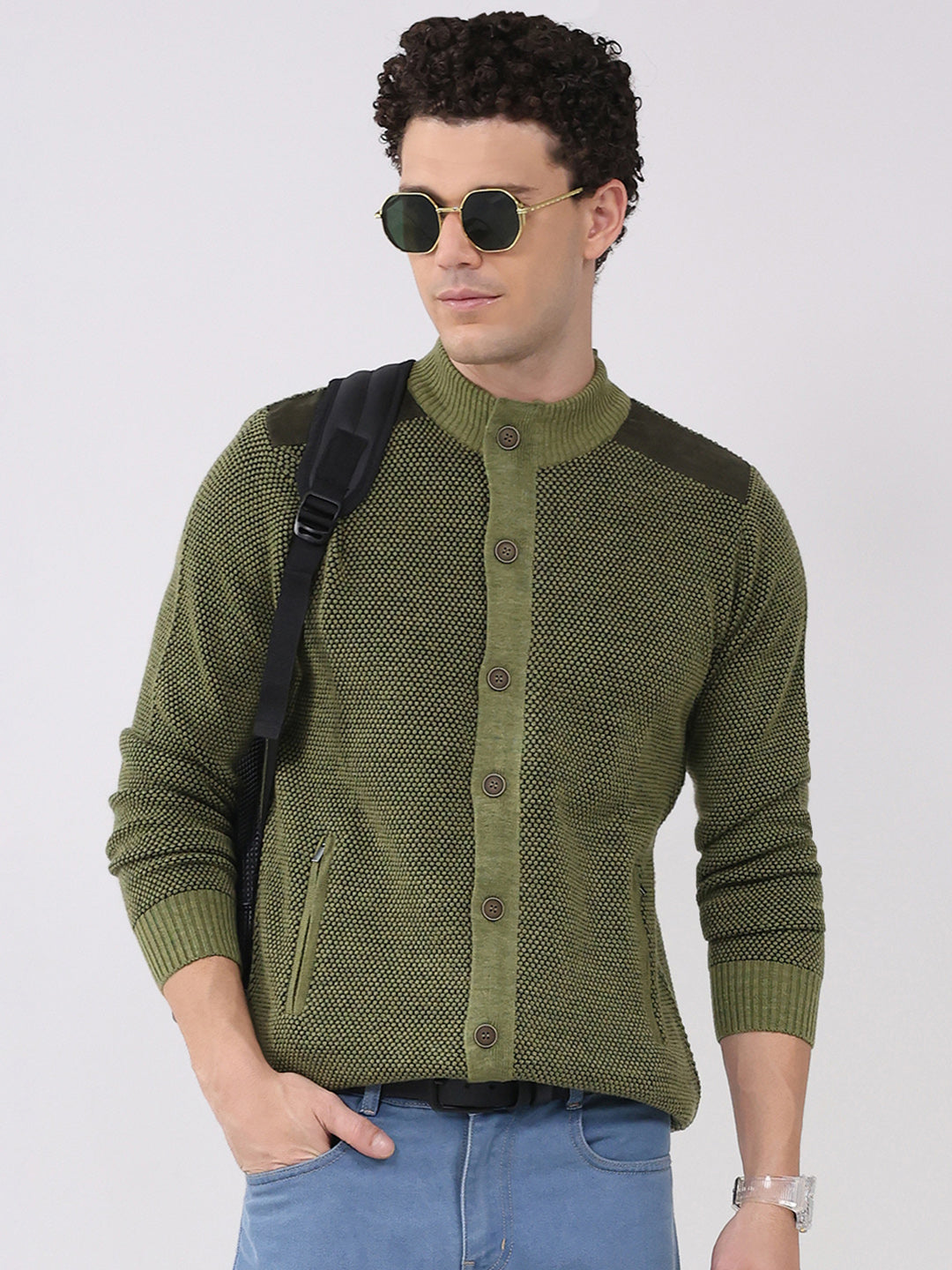 Men Green Solid Mock Neck Full Sleeve Pullover