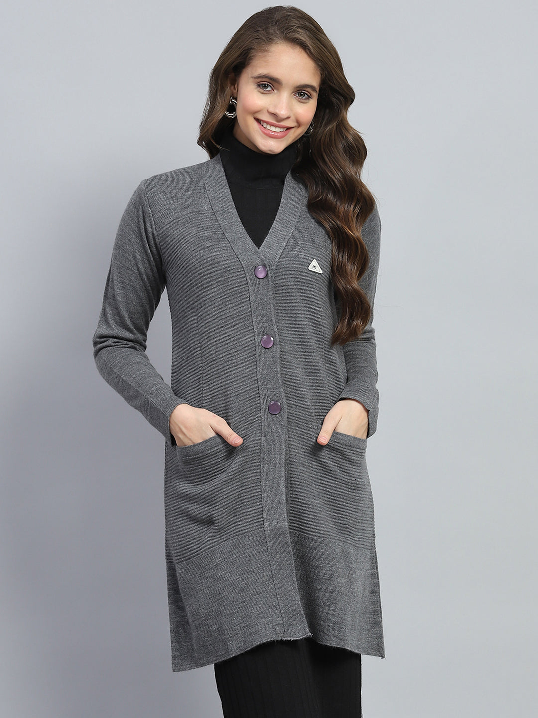 Women Grey Self Design V Neck Full Sleeve Cardigan