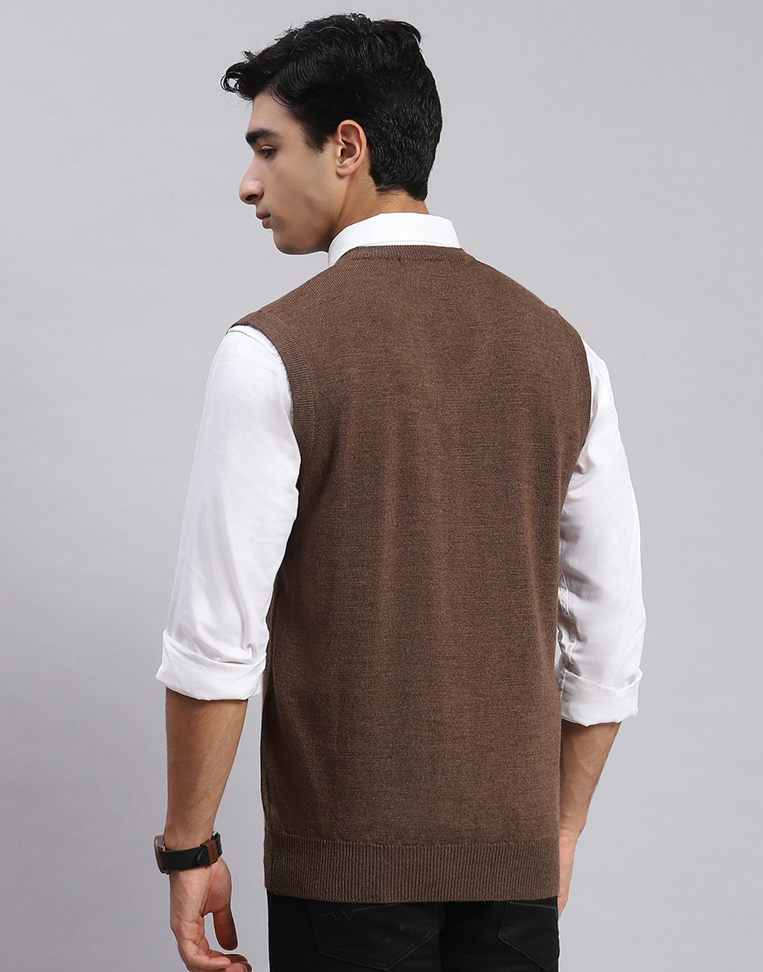 Men Brown Solid V Neck Sleeveless Sweater