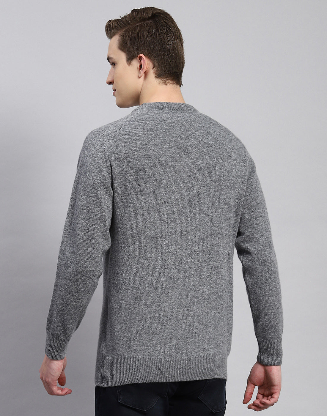 Men Grey Solid V Neck Full Sleeve Pullover