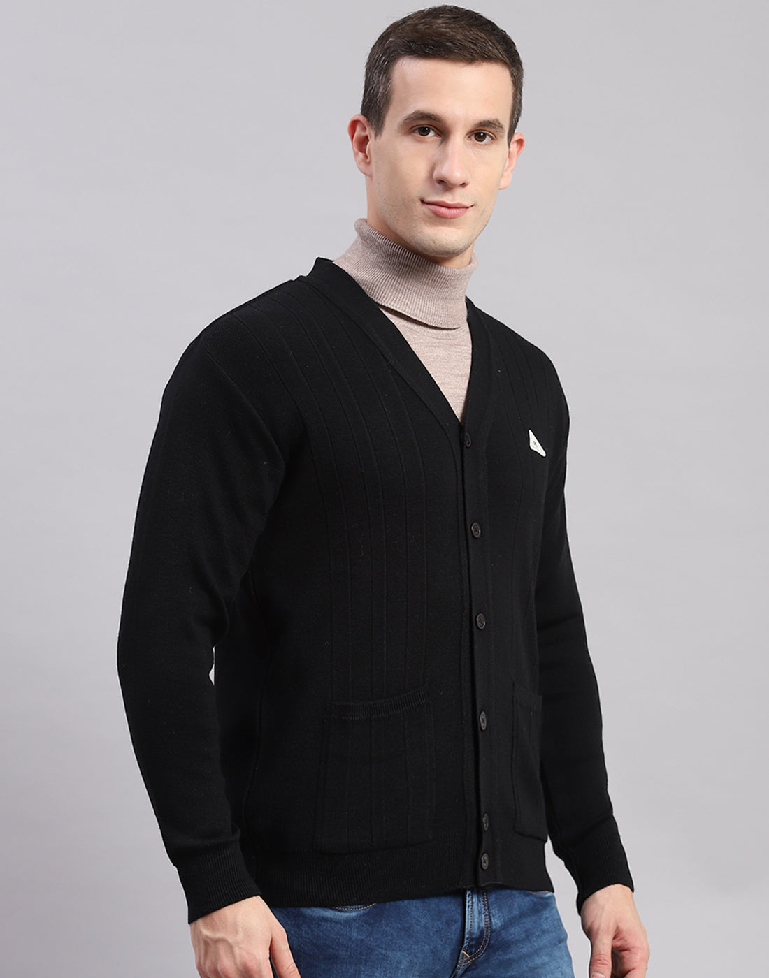 Men Black Solid V Neck Full Sleeve Cardigan