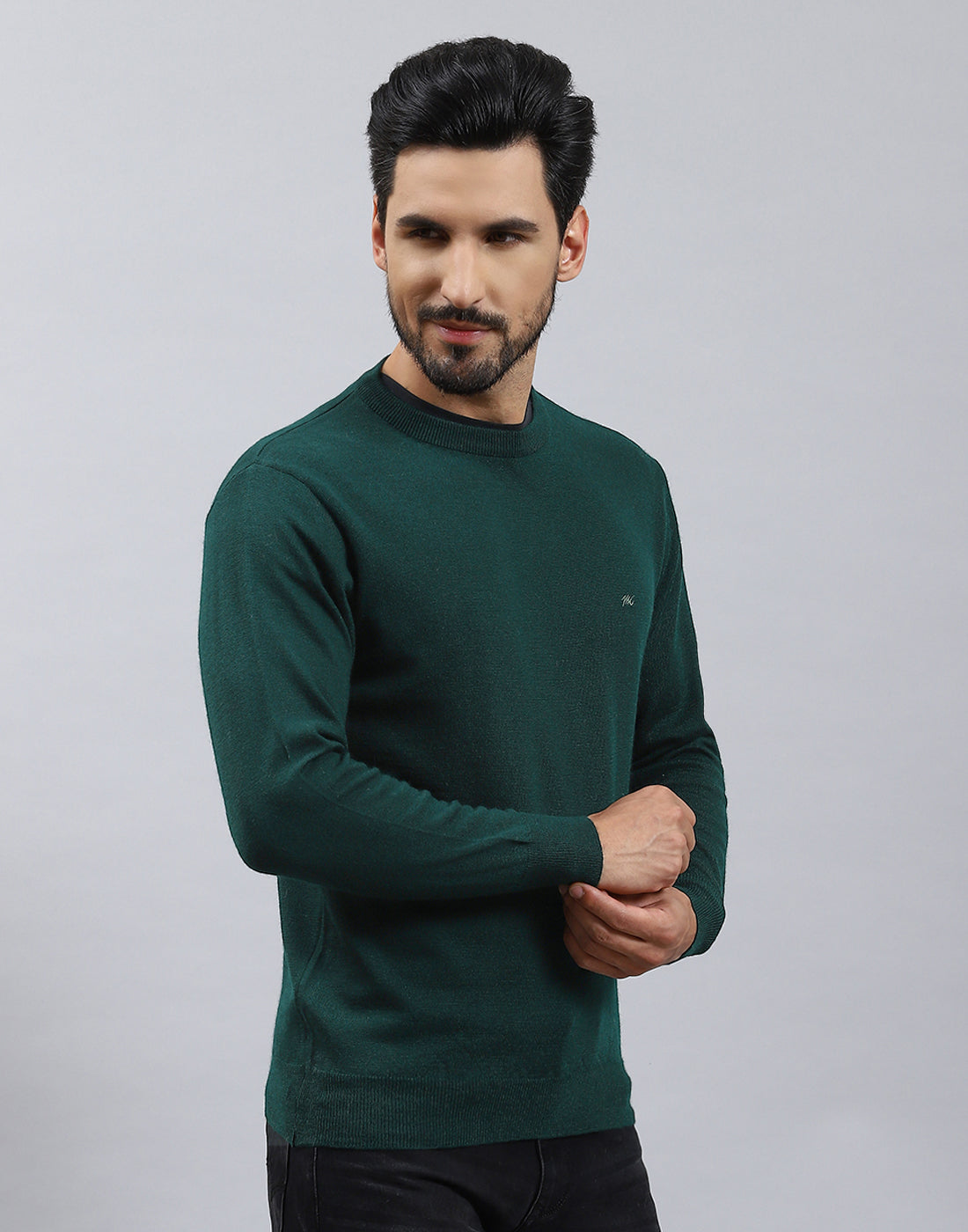 Men Green Solid Round Neck Full Sleeve Pullover