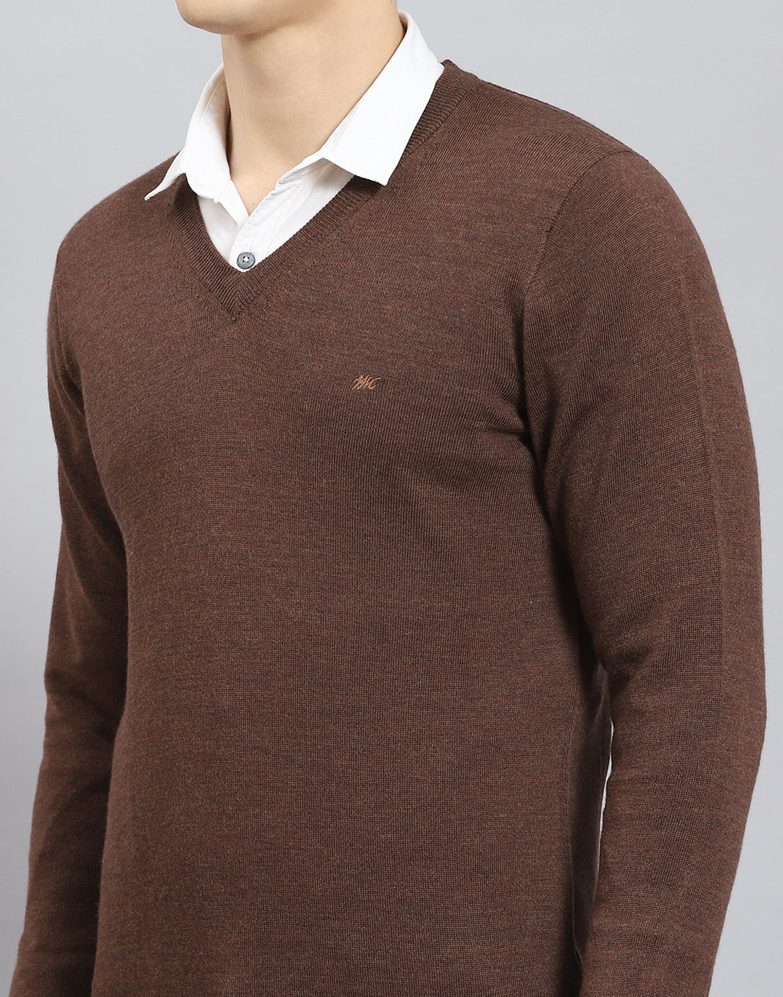 Men Brown Solid V Neck Full Sleeve Pullover