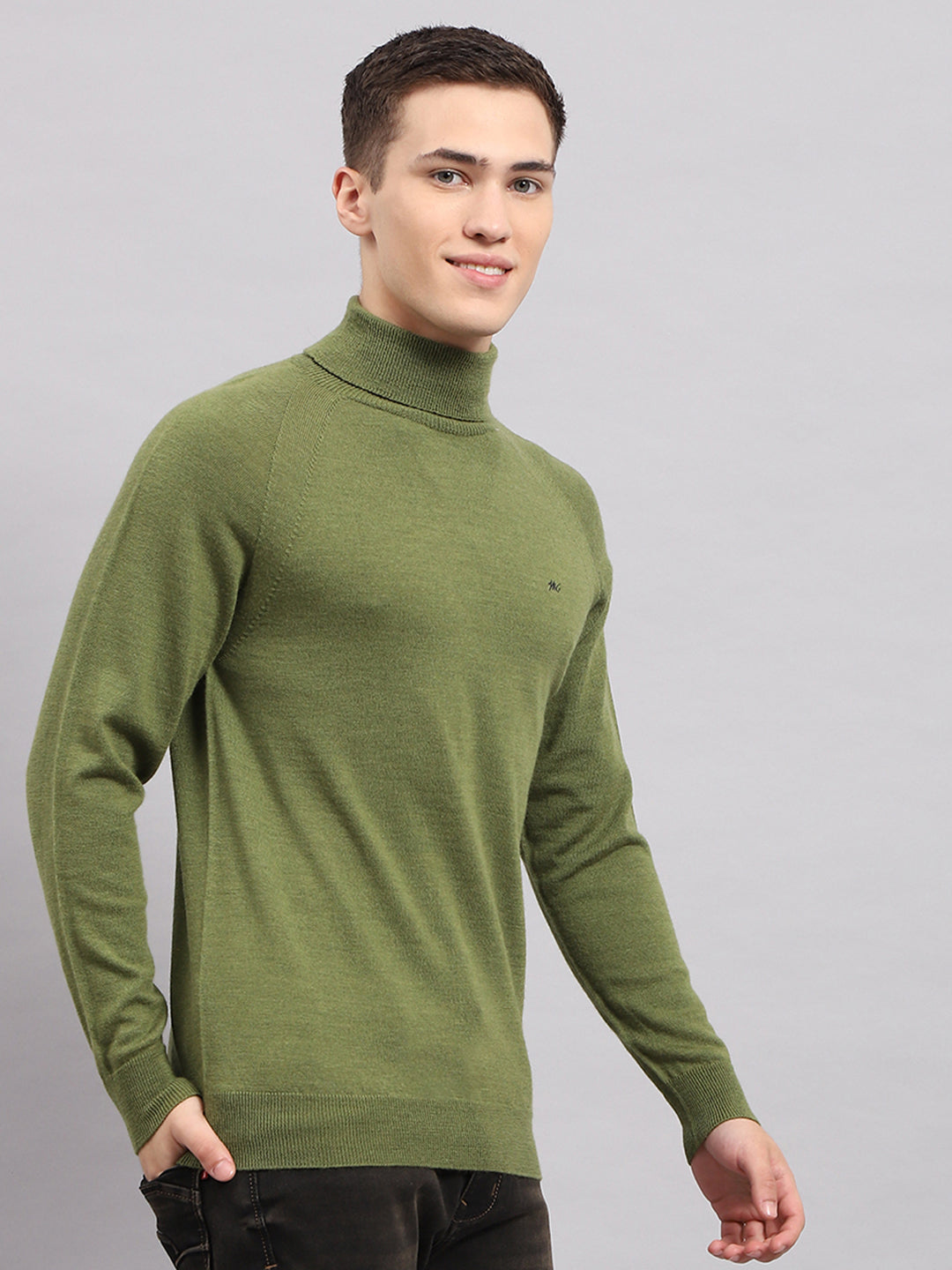 Men Green Solid High Neck Full Sleeve Pullover