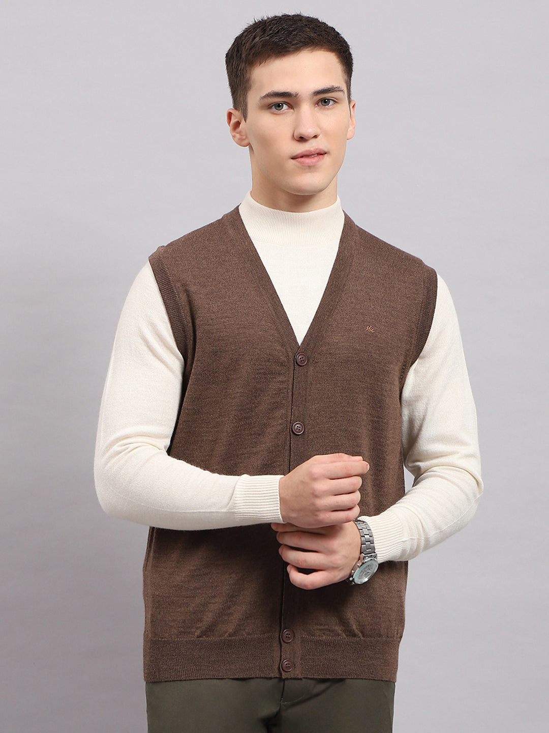 Men Brown Solid V Neck Sleeveless Cardigan