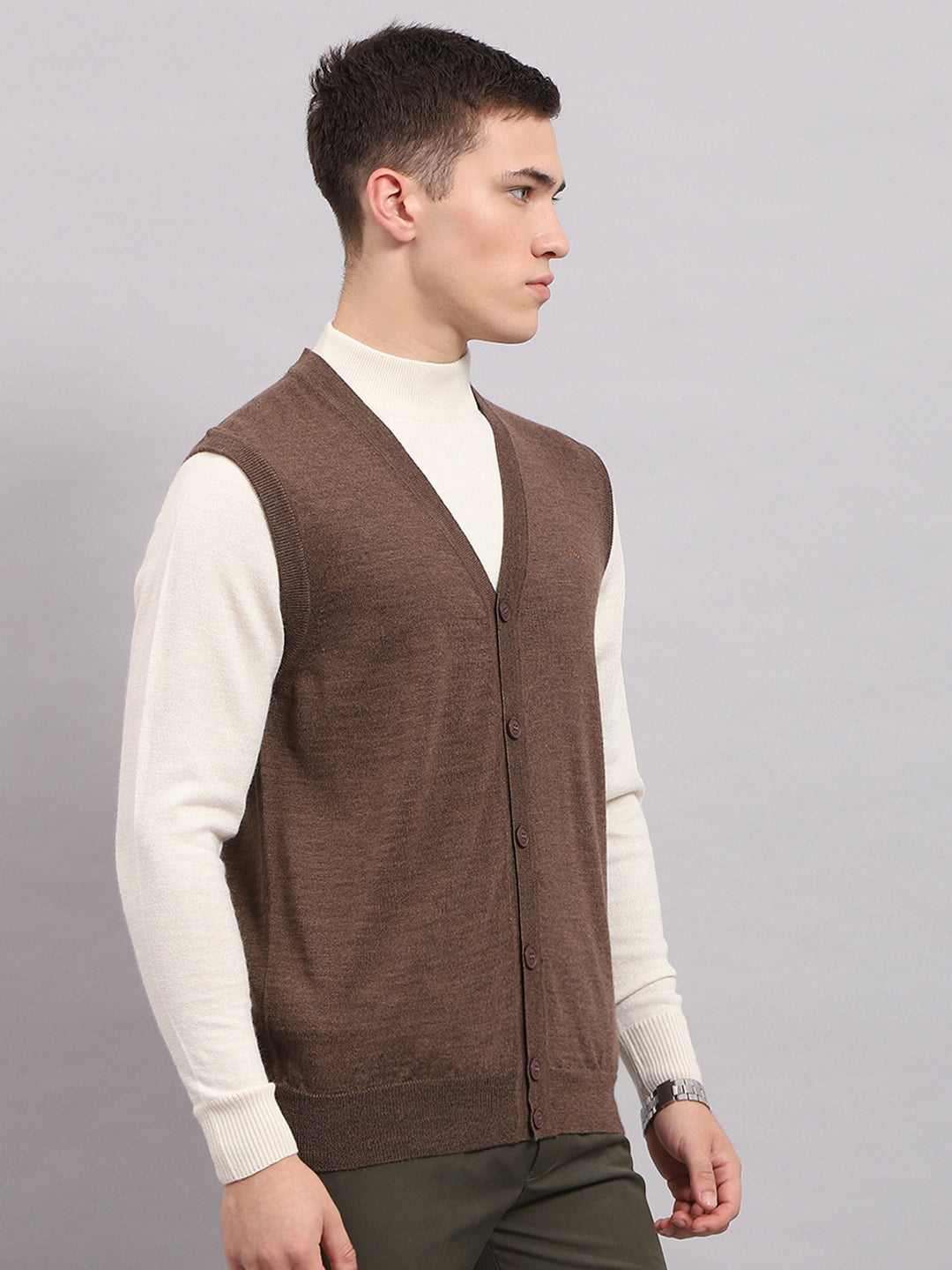 Men Brown Solid V Neck Sleeveless Cardigan