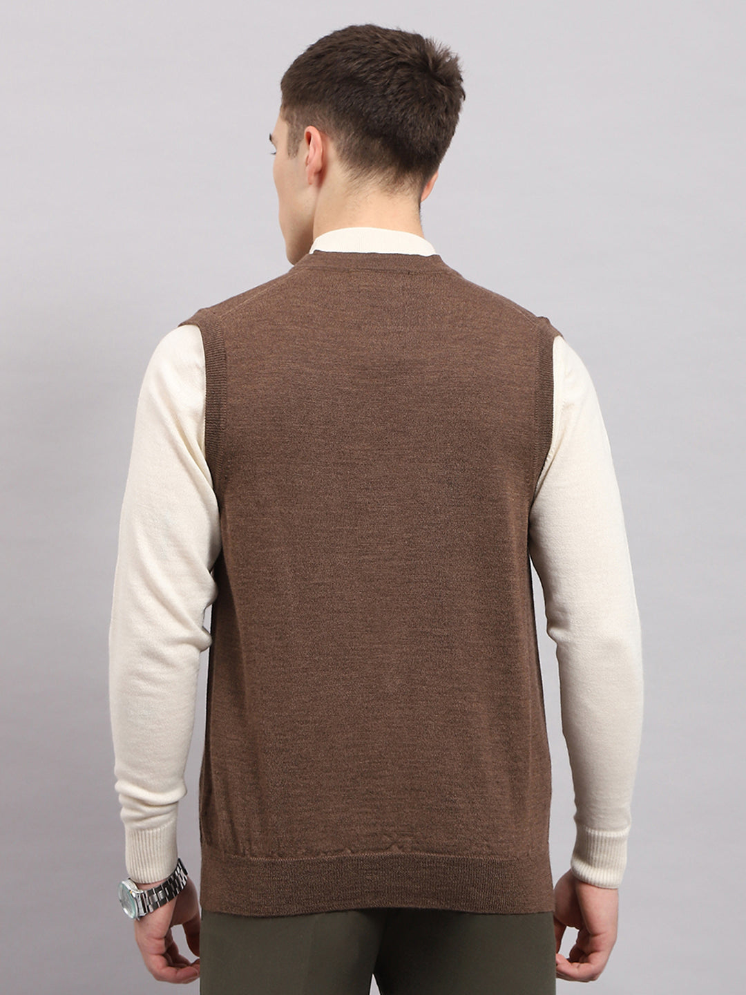 Men Brown Solid V Neck Sleeveless Cardigan