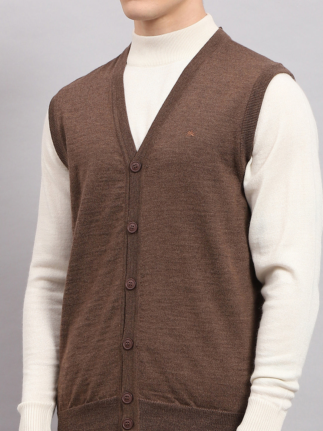Men Brown Solid V Neck Sleeveless Cardigan