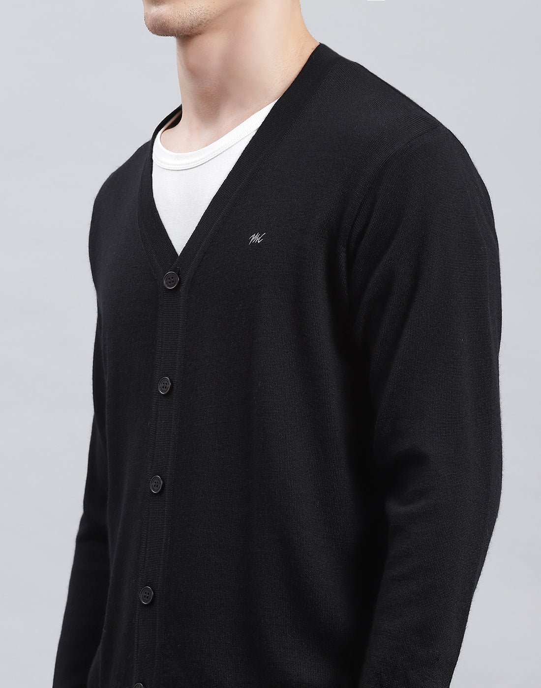 Men Black Solid V Neck Full Sleeve Cardigan