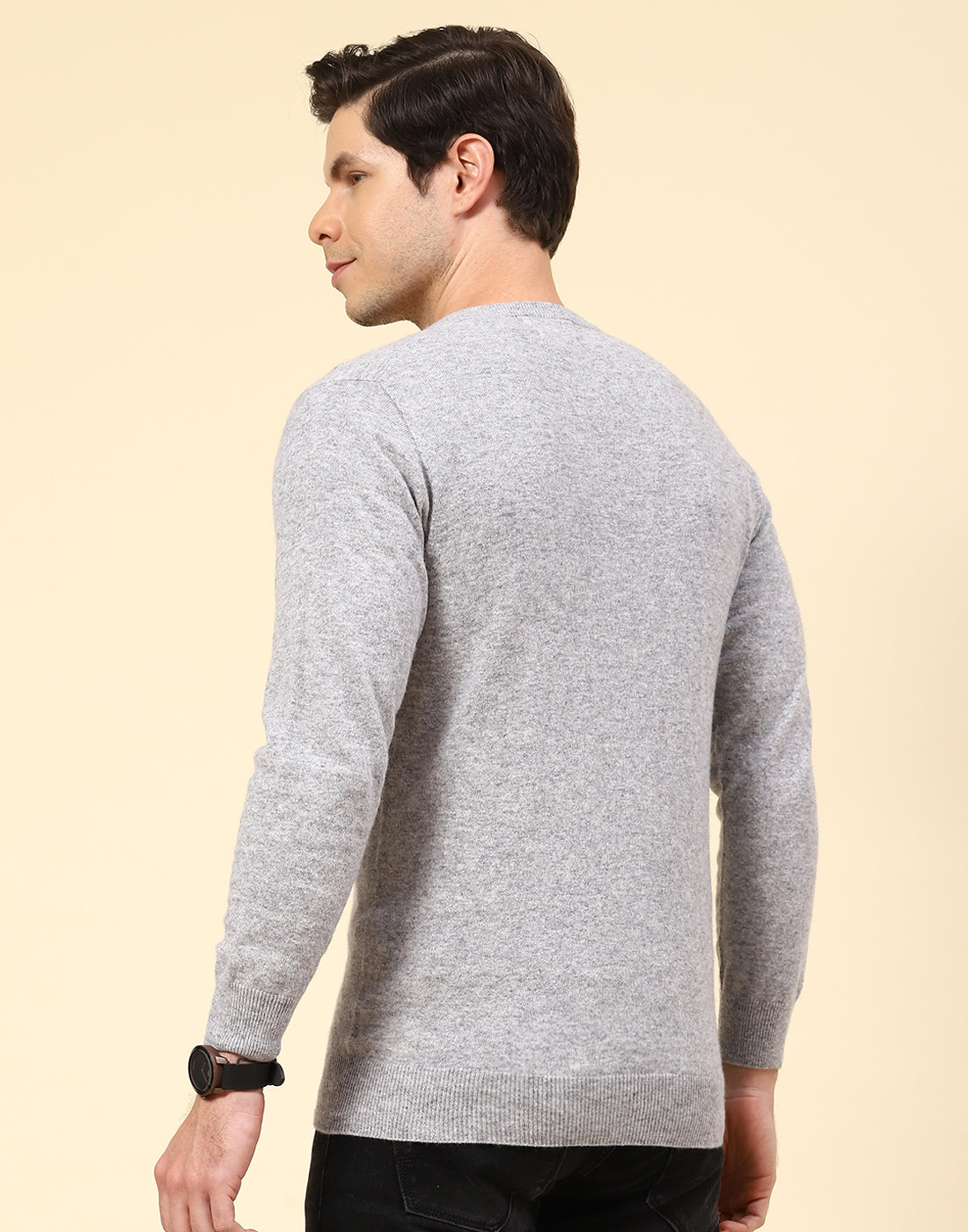 Men Grey Solid V Neck Full Sleeve Pullover