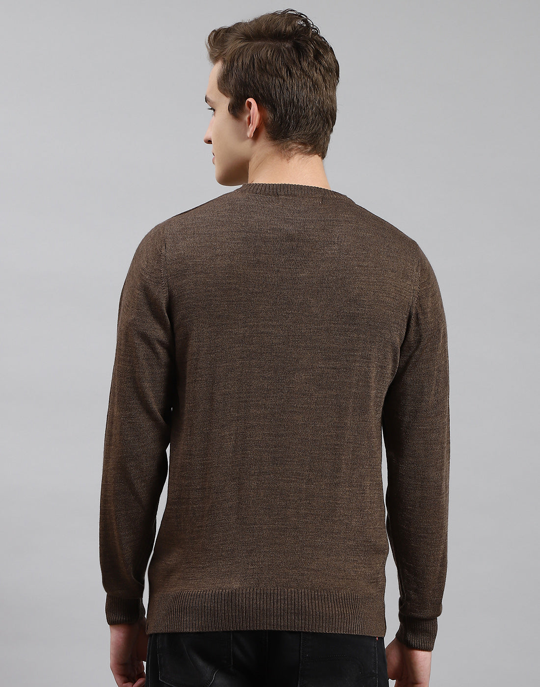 Men Brown Solid V Neck Full Sleeve Pullover