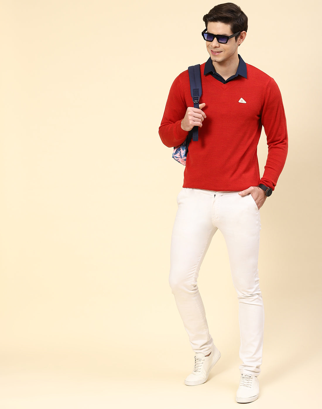 Men Red Solid V Neck Full Sleeve Pullover
