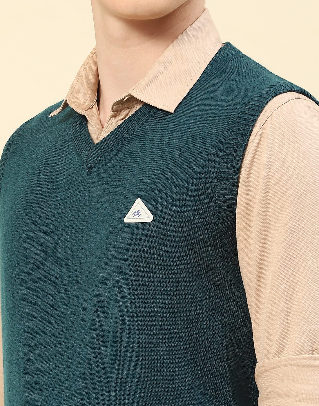 Men Teal Blue Solid V Neck Sleeveless Sweater