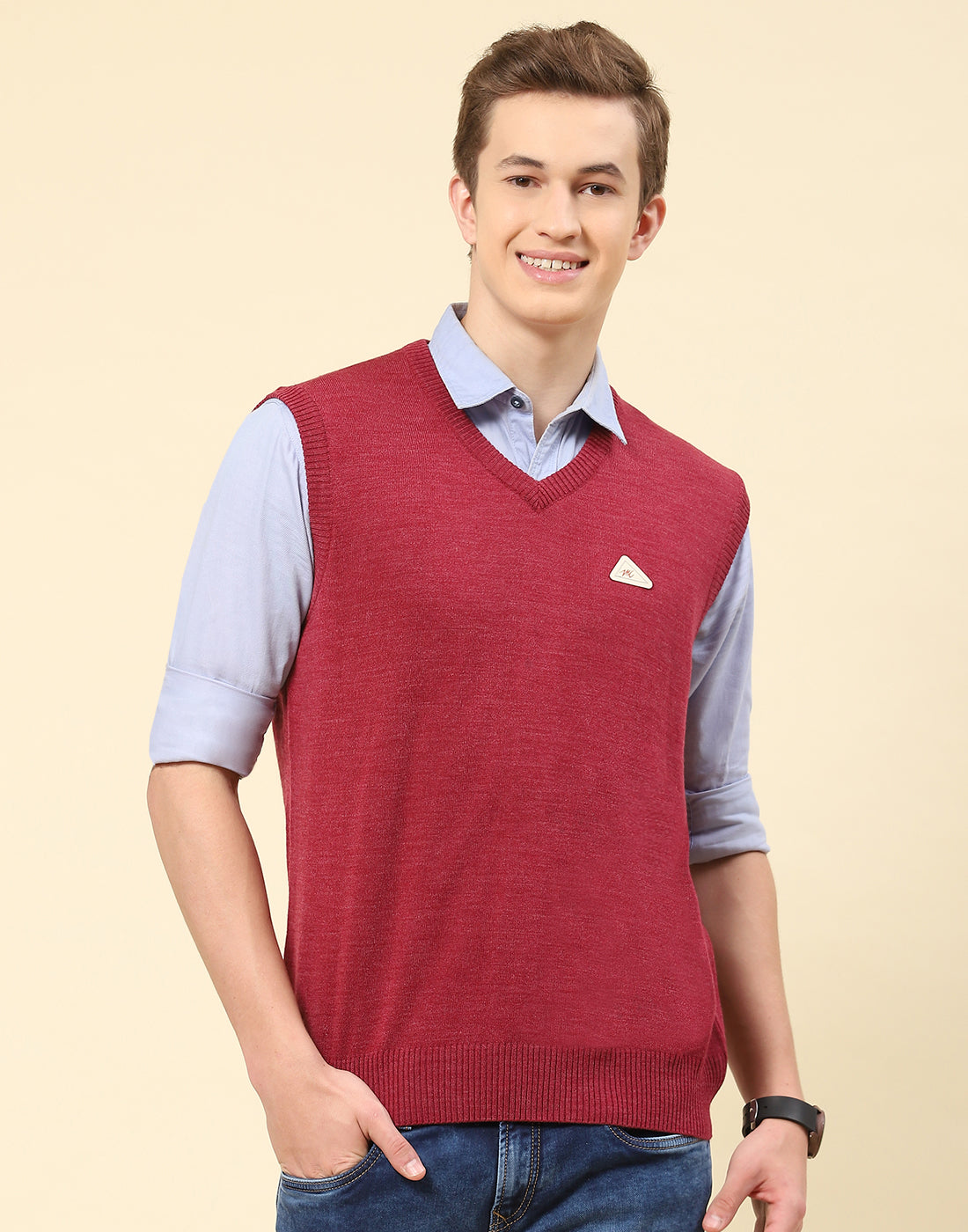 Men Red Solid V Neck Sleeveless Sweater