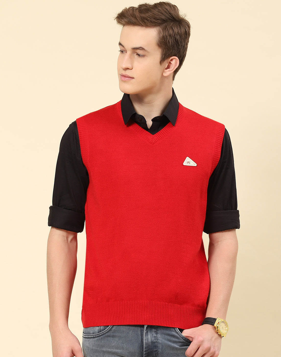 Men Red Solid V Neck Sleeveless Sweater
