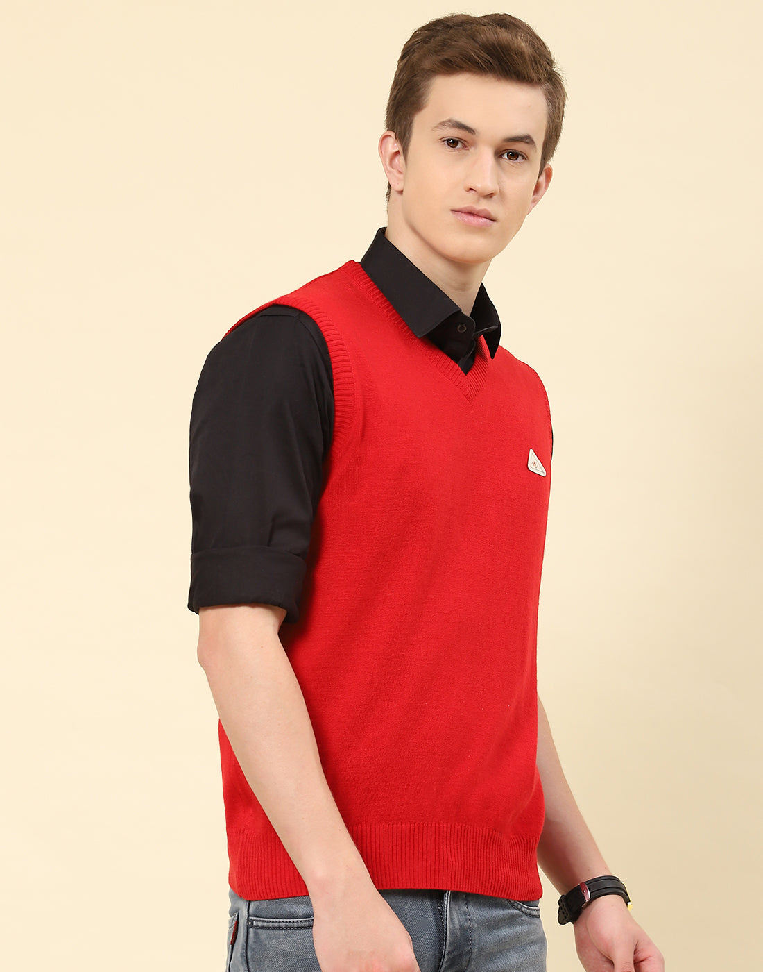 Men Red Solid V Neck Sleeveless Sweater