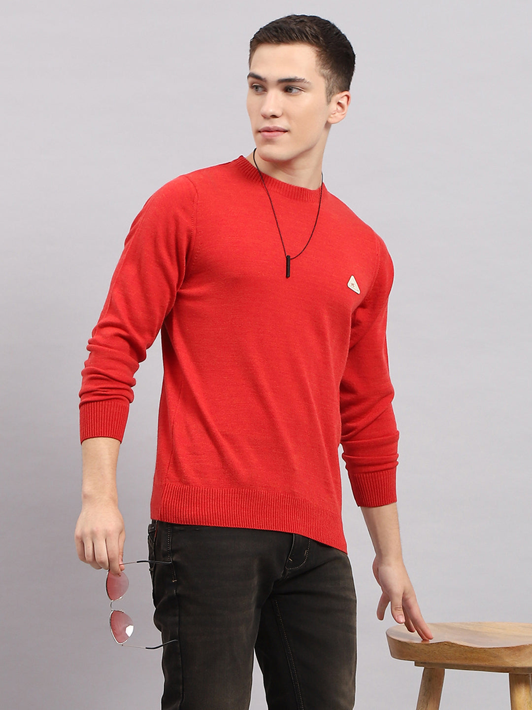 Men Red Solid Round Neck Full Sleeve Pullover