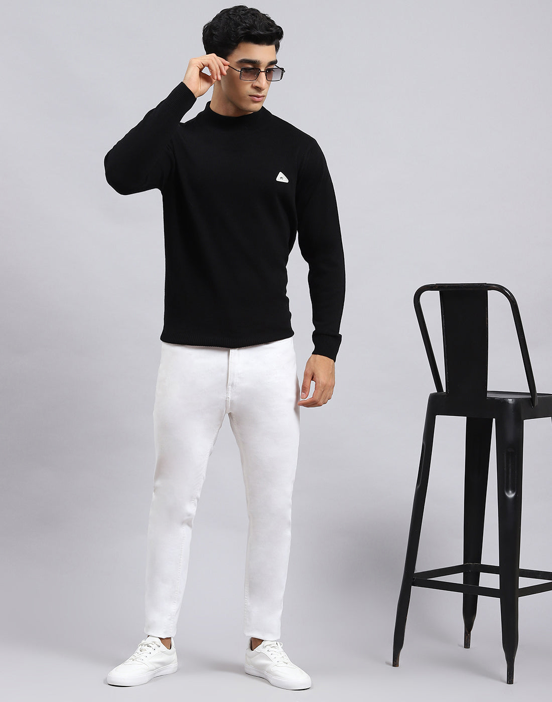 Men Black Solid Turtle Neck Full Sleeve Pullover