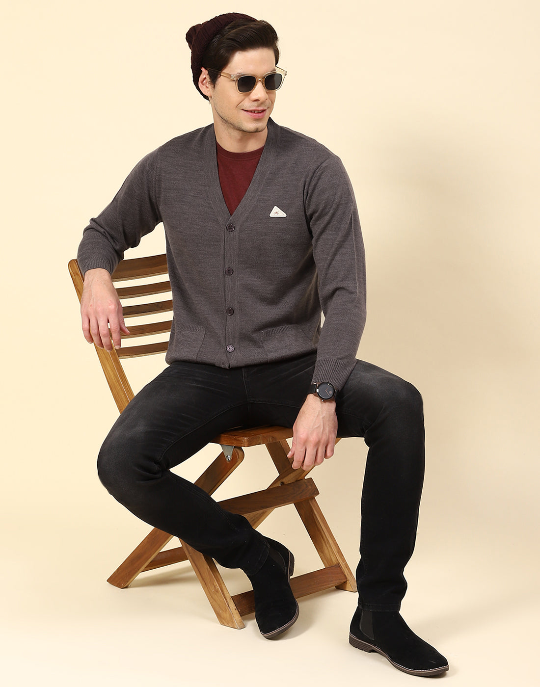 Men Grey Solid V Neck Full Sleeve Cardigan