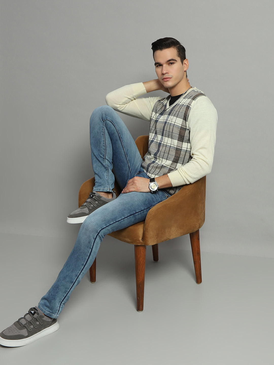 Luxuria Men Off White Check V Neck Full Sleeve Pullover