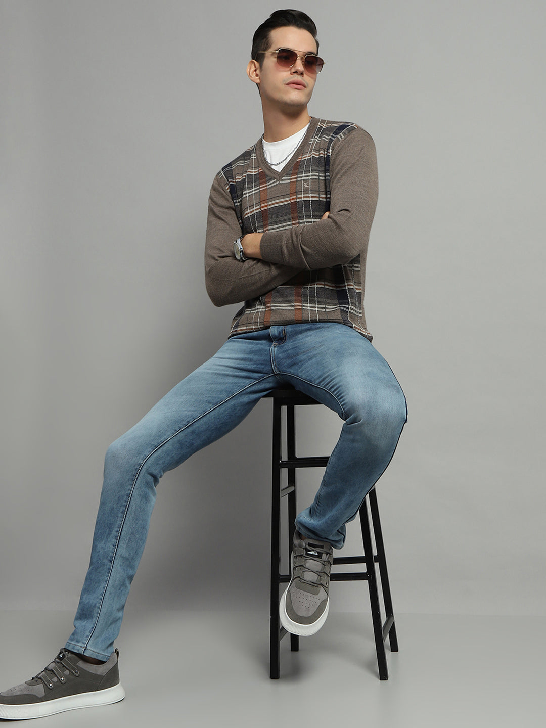 Luxuria Men Grey Check V Neck Full Sleeve Pullover