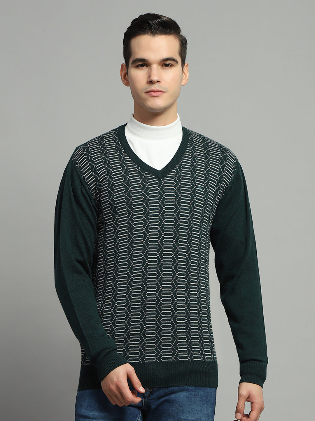 Luxuria Men Green Self Design V Neck Full Sleeve Pullover