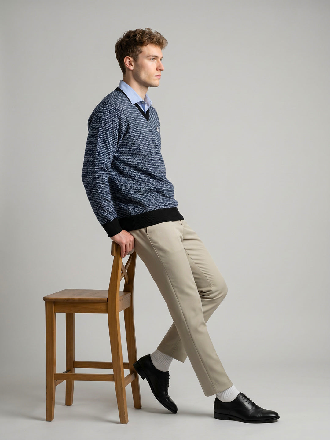 Men Navy Blue Jacquard V Neck Full Sleeve Pullover