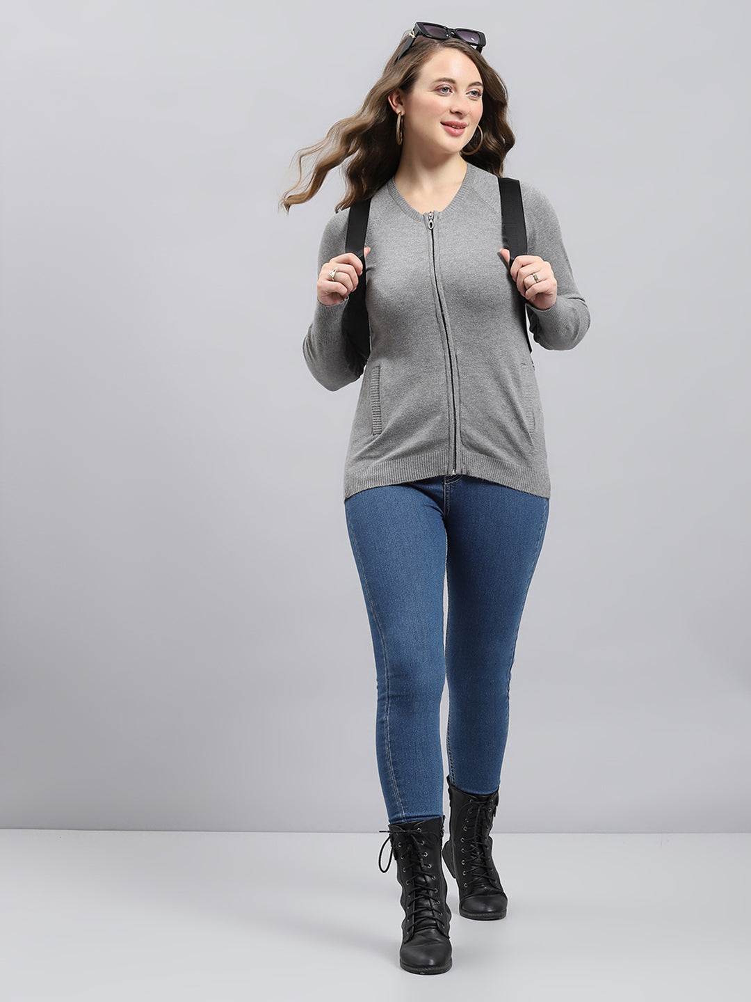 Women Grey Solid V Neck Full Sleeve Pullover