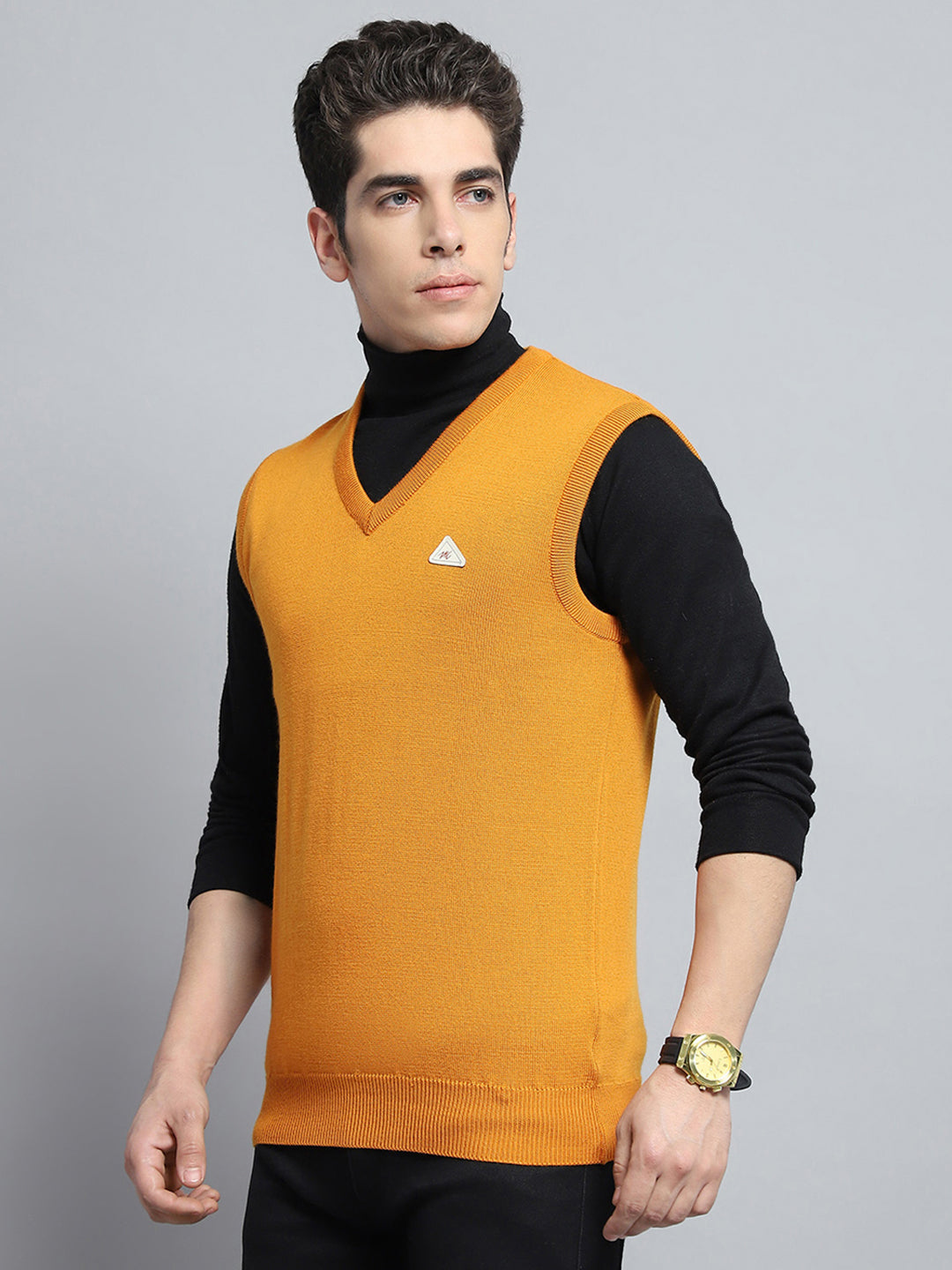 Men Yellow Solid V Neck Sleeveless Sweater
