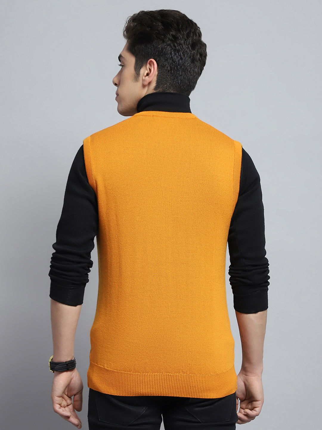 Men Yellow Solid V Neck Sleeveless Sweater