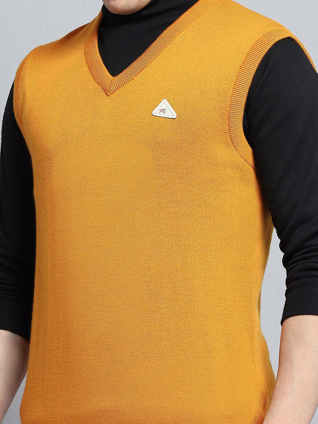 Men Yellow Solid V Neck Sleeveless Sweater
