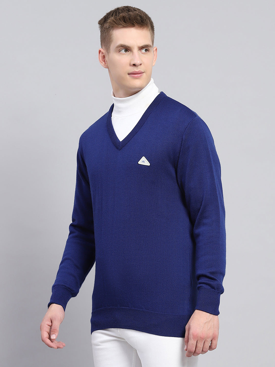 Men Blue Solid V Neck Full Sleeve Pullover