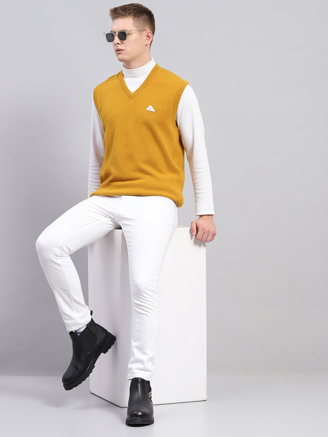Men Mustard Solid V Neck Sleeveless Sweater