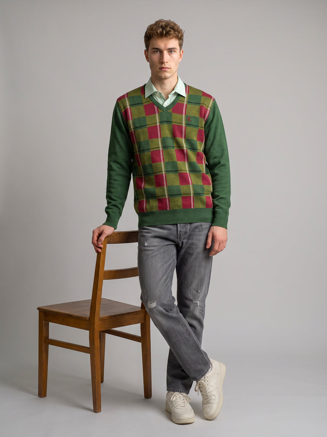 Luxuria Men Green Check V Neck Full Sleeve Pullover