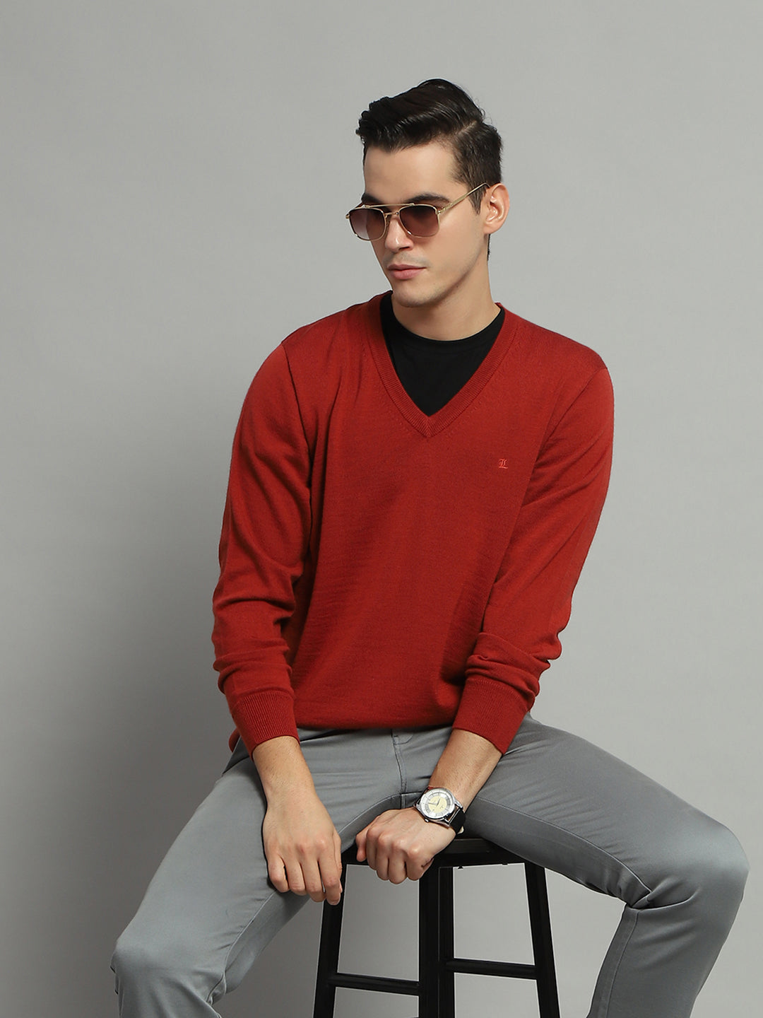 Luxuria Men Rust Solid V Neck Full Sleeve Pullover