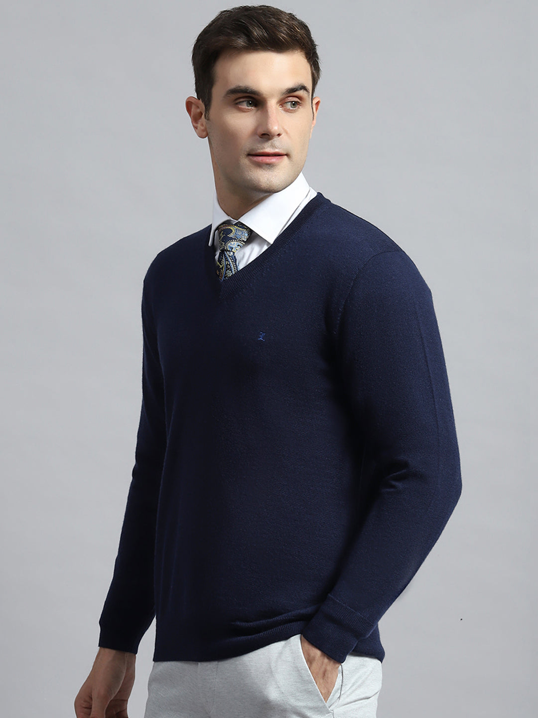 Luxuria Men Navy Blue Solid V Neck Full Sleeve Pullover
