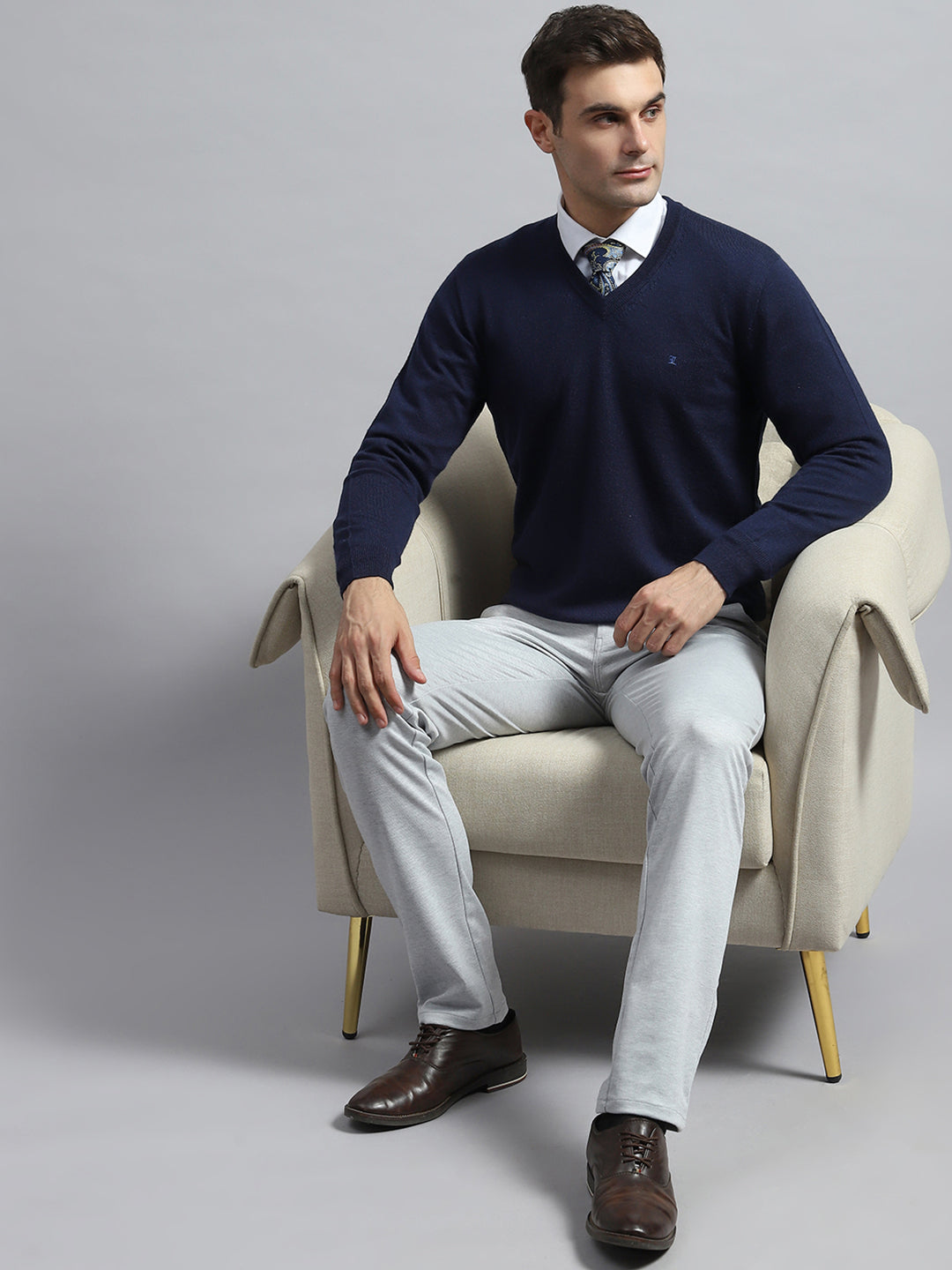 Luxuria Men Navy Blue Solid V Neck Full Sleeve Pullover