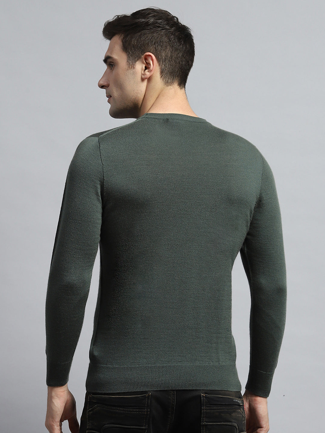 Luxuria Men Olive Solid Round Neck Full Sleeve Pullover