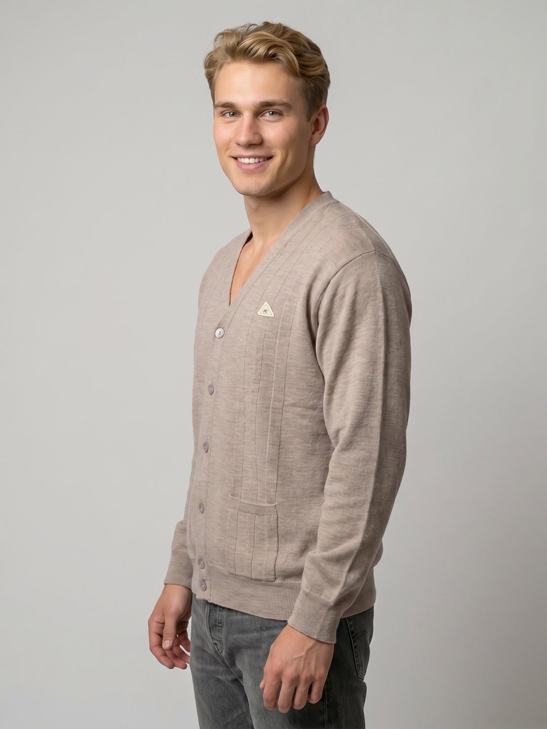 Men Beige Solid V Neck Full Sleeve Cardigan