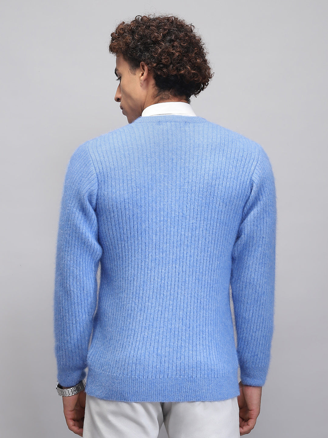 Men Blue Solid V Neck Full Sleeve Pullover