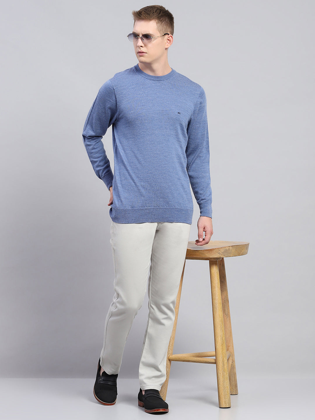 Men Blue Solid Round Neck Full Sleeve Pullover