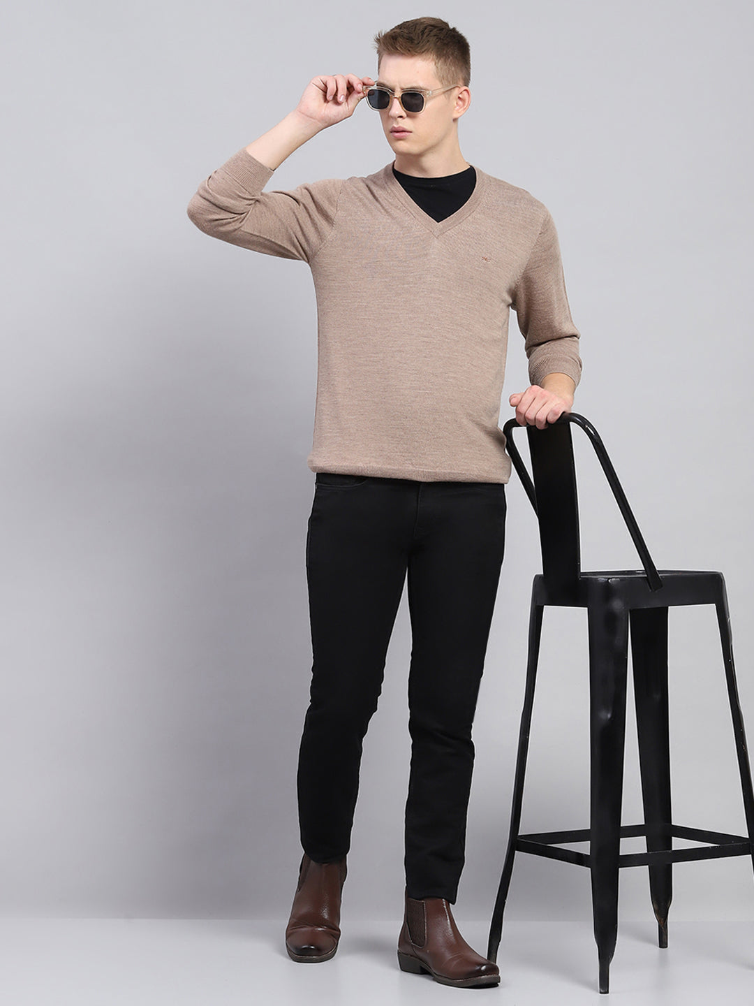 Men Beige Solid V Neck Full Sleeve Pullover