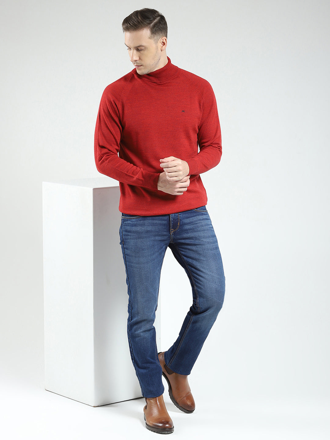 Men Maroon Solid High Neck Full Sleeve Pullover