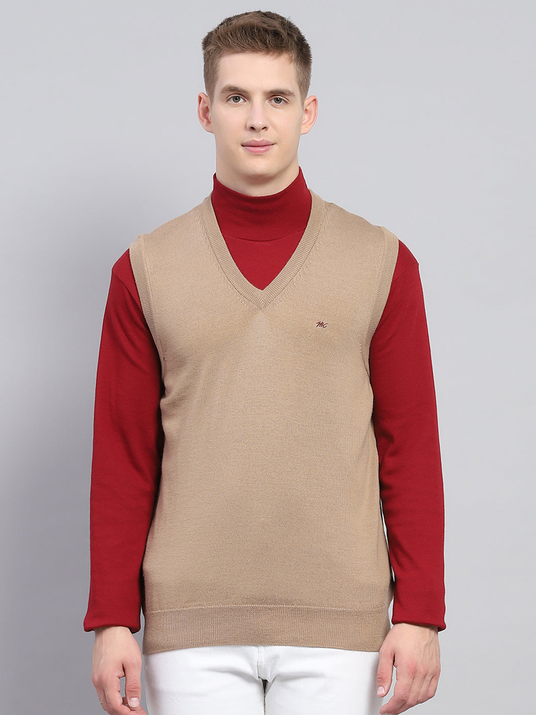 Men Beige Solid V Neck Sleeveless Sweater