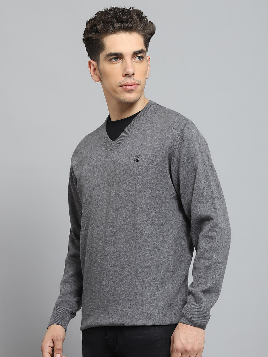 Men Grey Solid V Neck Full Sleeve Pullover