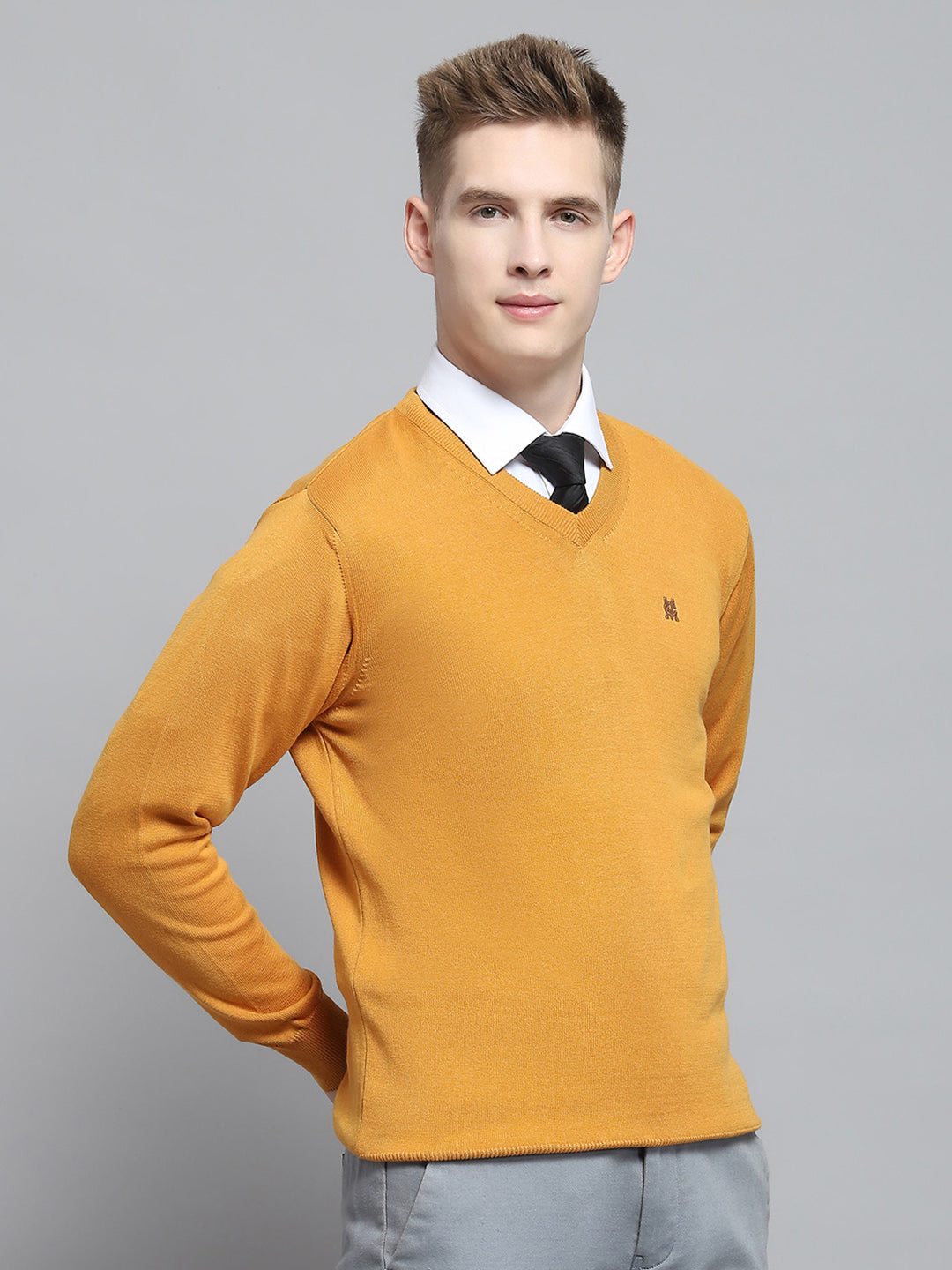 Men Mustard Solid V Neck Full Sleeve Pullover